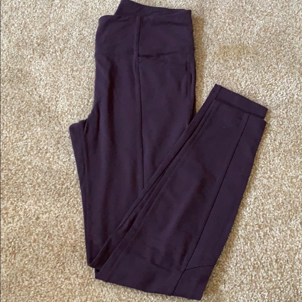 Athleta Metro Straight Leg Tight Plum sz Medium